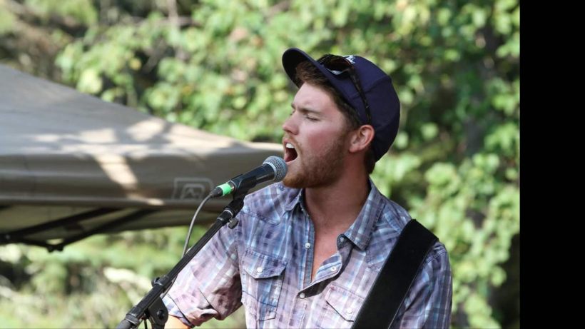 Joe Bailey red barn concert